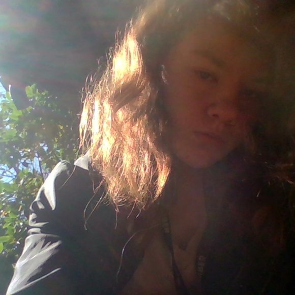 nothing - Picture 4 of 4